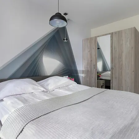 Eleganckie Sun Seasons 24 W Swieradowie Zdroju Z Widokiem Na Gory By Renters Lejlighed