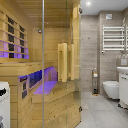 Eleganckie Sun Seasons 24 W Swieradowie Zdroju Z Widokiem Na Gory By Renters