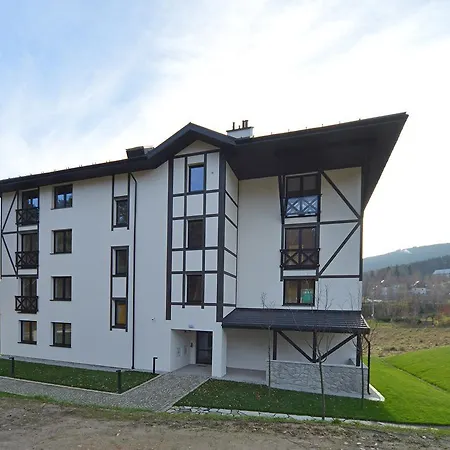 Eleganckie Apartamenty Sun Seasons 24 W Swieradowie Zdroju Z Widokiem Na Gory By Noclegi Renters Apartment