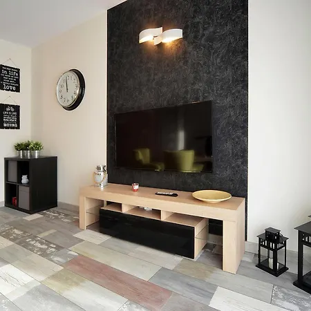 アパート Eleganckie Sun Seasons 24 W Swieradowie Zdroju Z Widokiem Na Gory By Renters Świeradów-Zdrój