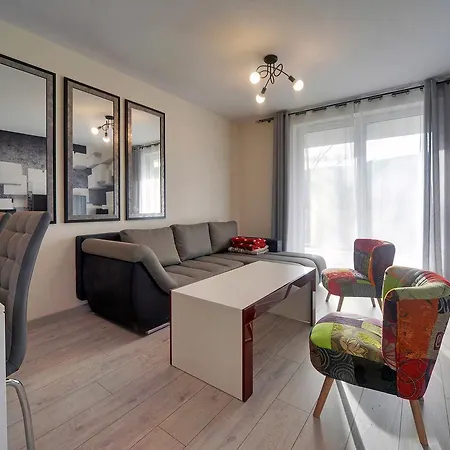 Eleganckie Sun Seasons 24 W Swieradowie Zdroju Z Widokiem Na Gory By Renters