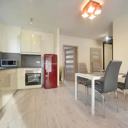 Eleganckie Apartamenty Sun Seasons 24 W Swieradowie Zdroju Z Widokiem Na Gory By Noclegi Renters Apartment *