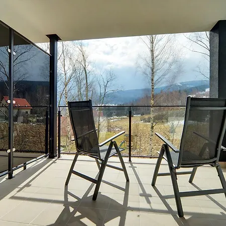 아파트 Eleganckie Sun Seasons 24 W Swieradowie Zdroju Z Widokiem Na Gory By Renters Świeradów-Zdrój