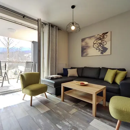 Eleganckie Sun Seasons 24 W Swieradowie Zdroju Z Widokiem Na Gory By Renters Lejlighed