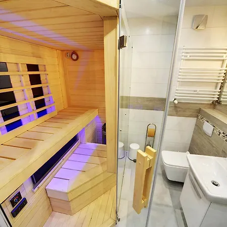 Eleganckie Sun Seasons 24 W Swieradowie Zdroju Z Widokiem Na Gory By Renters Lejlighed *