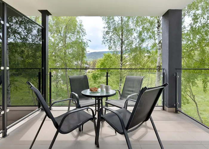 Eleganckie Sun Seasons 24 W Swieradowie Zdroju Z Widokiem Na Gory By Renters * Świeradów-Zdrój