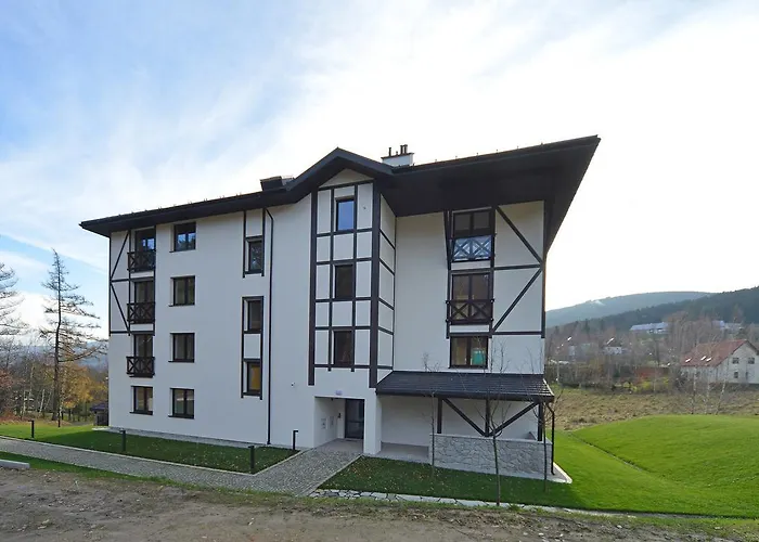 Eleganckie Sun Seasons 24 W Swieradowie Zdroju Z Widokiem Na Gory By Renters Appartamento