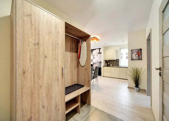 Eleganckie Sun Seasons 24 W Swieradowie Zdroju Z Widokiem Na Gory By Renters * Świeradów-Zdrój